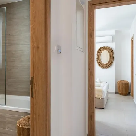 Apartmán Aelia - Chic 2-br & Balcony In *